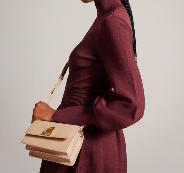 2606201_22556902_13473337