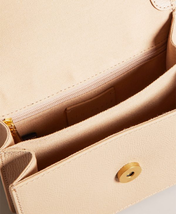 2606201_22556902_13473340